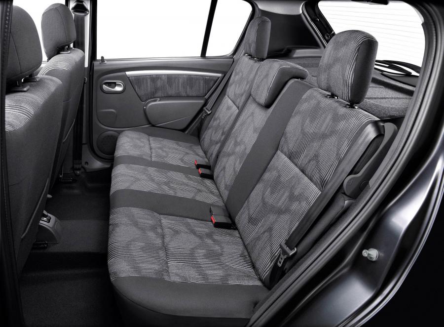  Dacia Sandero 2008 года  (фото 45 из 52)